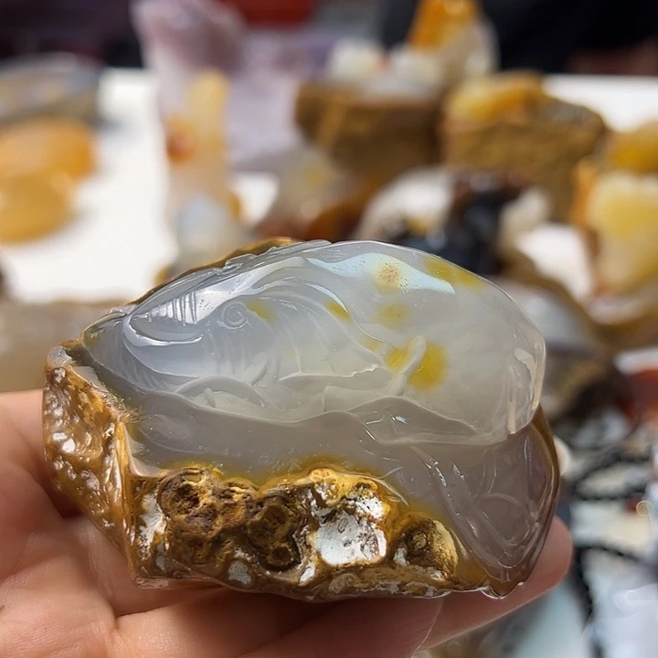 玛瑙/玉髓颈饰未镶嵌