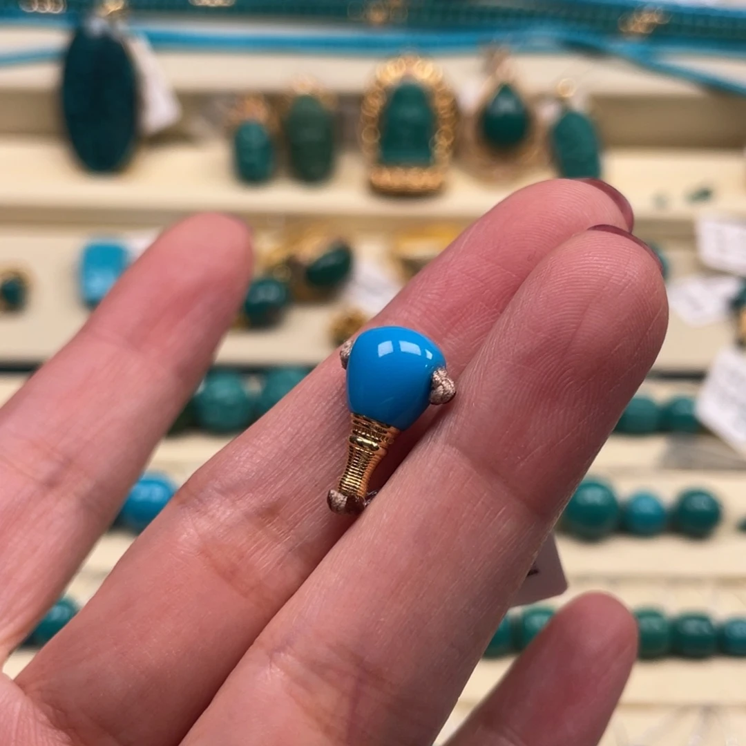 18K金镶嵌绿松石珠宝奇石三通