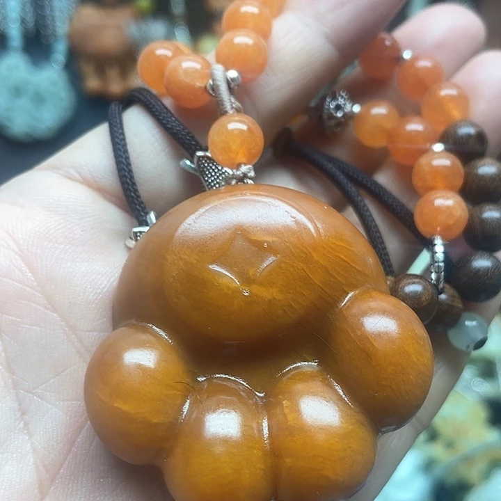 未镶嵌蛇纹石玉颈饰