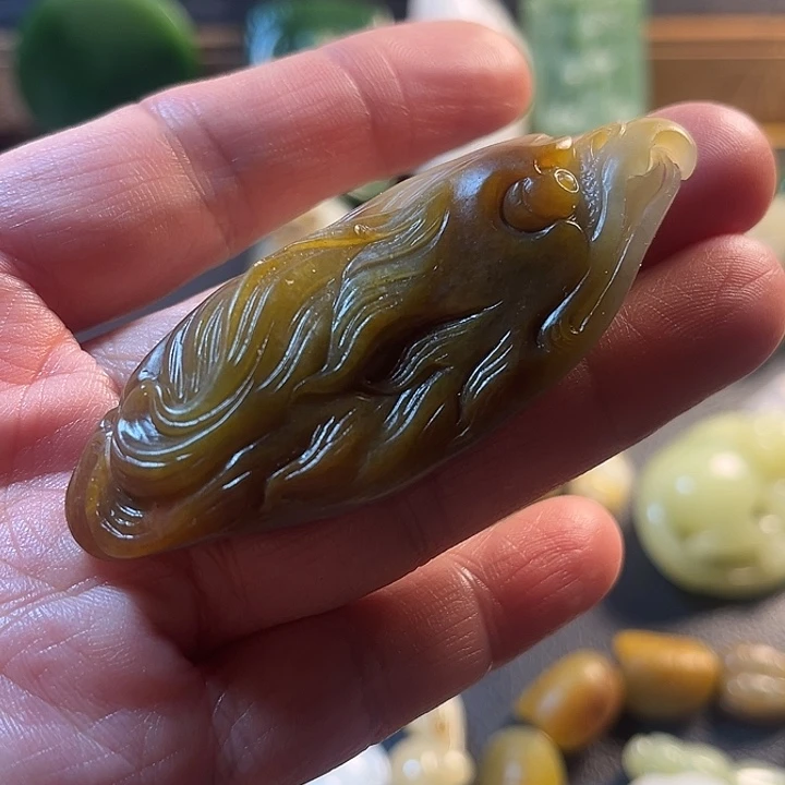 和田玉未镶嵌挂件