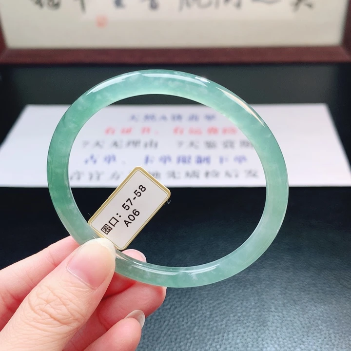 翡翠未镶嵌手镯翡翠手镯117