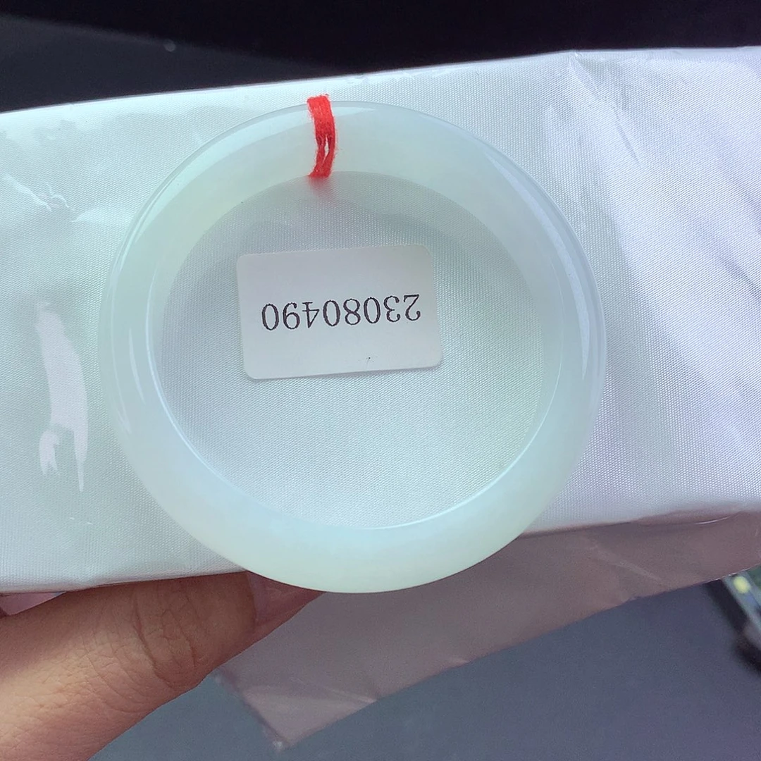【闪购商品】翡翠手镯未镶嵌23080490