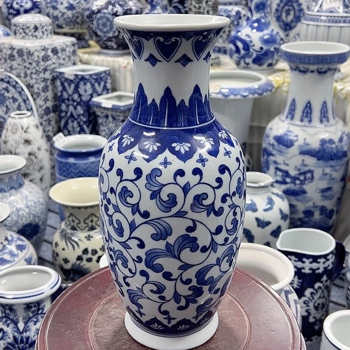 摆件手工手绘高温釉下彩家居摆件，花瓶