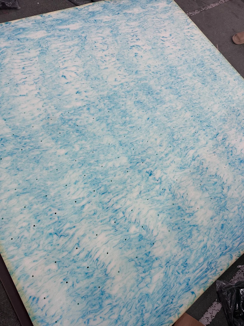 洞洞厚款瑕疵污渍渐变色木炭记忆床垫约180*200起手工量有误差