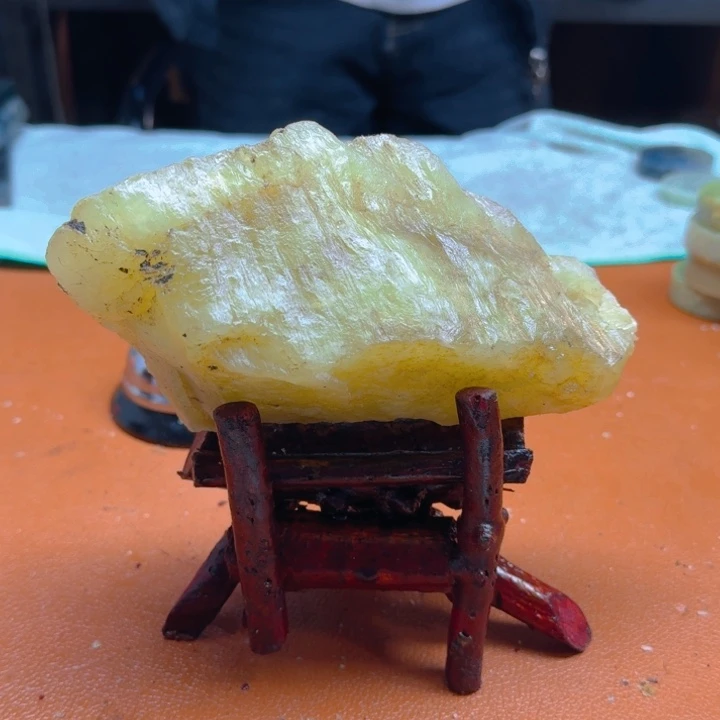 蛇纹石玉原石未镶嵌福*福1