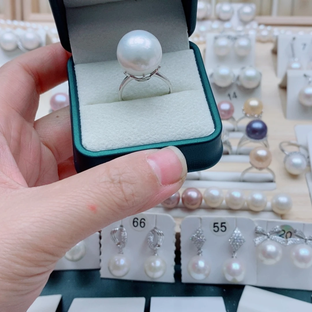 S****银S925镶嵌淡水珍珠颈饰