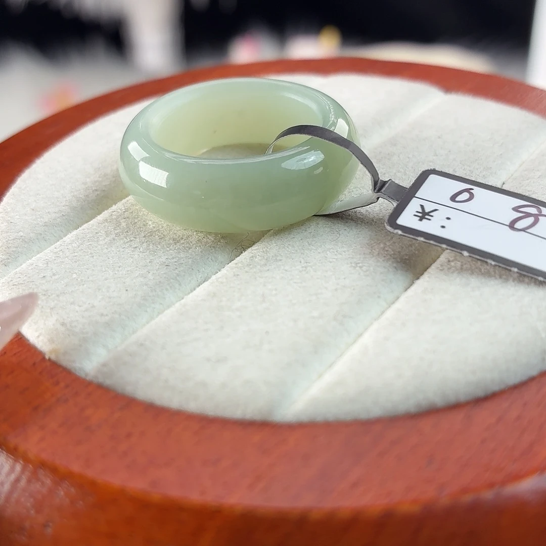 和田玉未镶嵌戒指r79奶蓝轮胎18.2有包容不退换