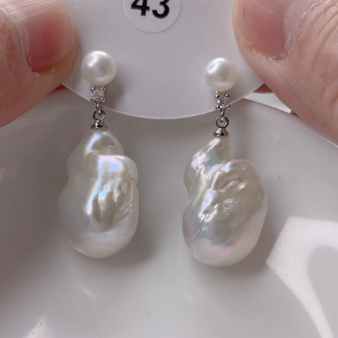颈饰未镶嵌淡水珍珠
