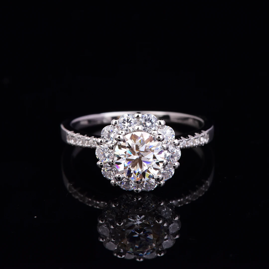 小铃兰 0.5ct 1.0ct女款戒指