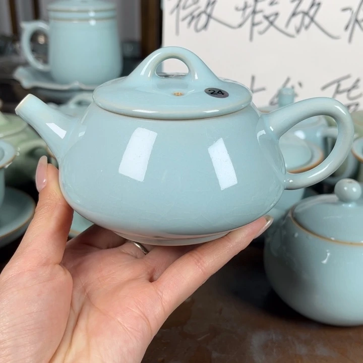 24号天青色石瓢不完完美