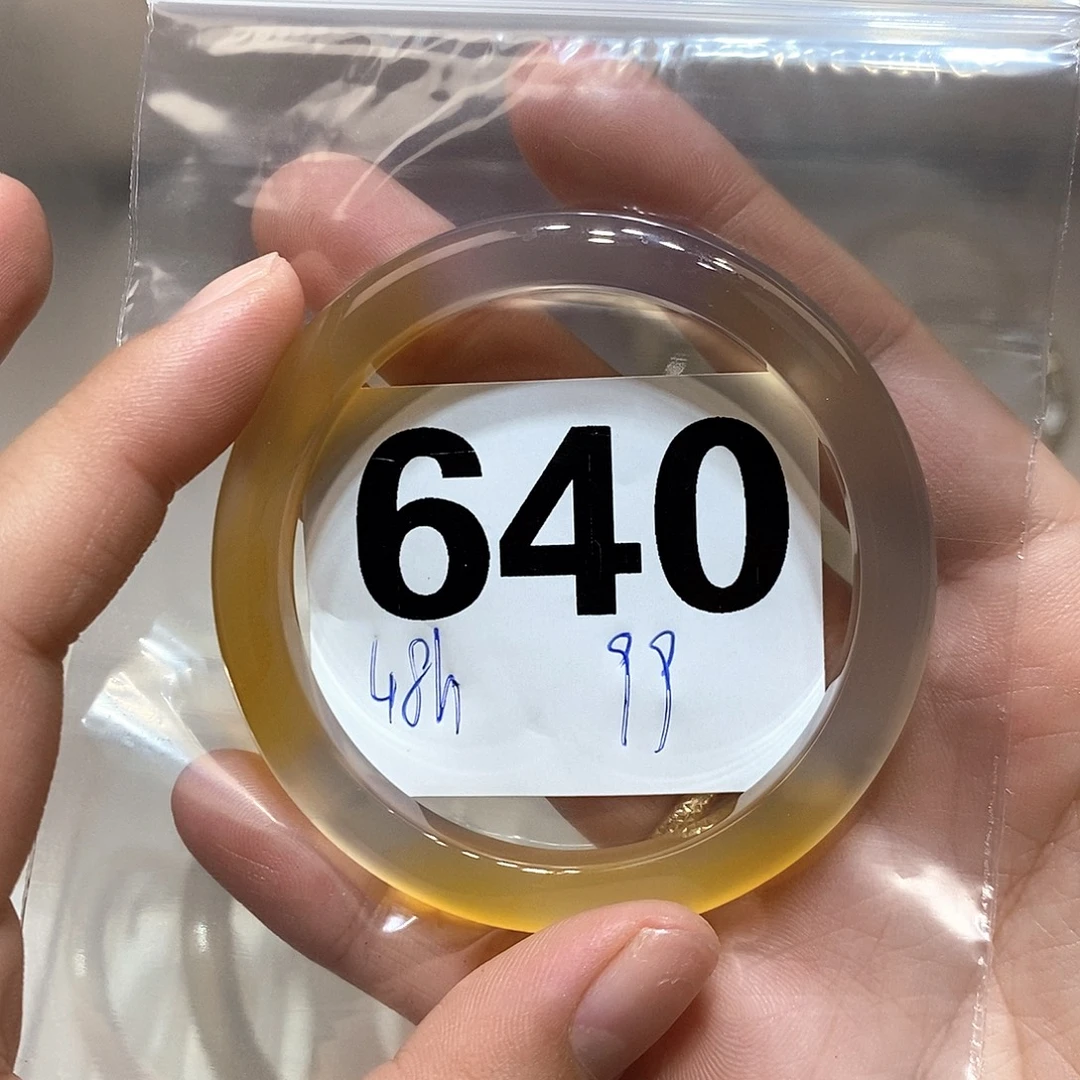 ****手镯玛瑙/玉髓未镶嵌