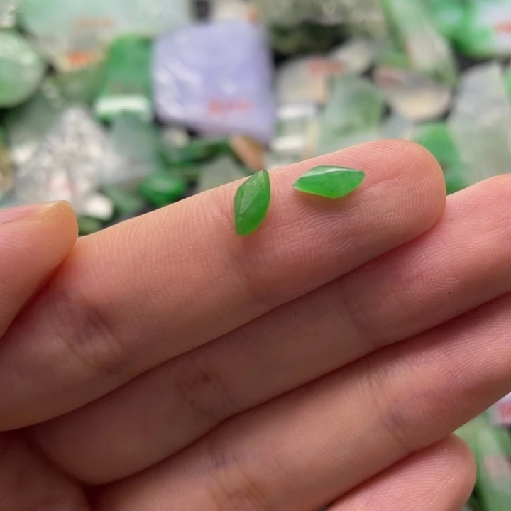 定制翡翠未镶嵌天然翡翠原石