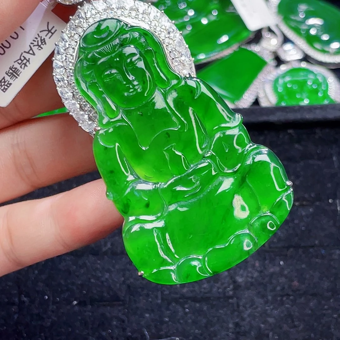 翡翠未镶嵌颈饰6，