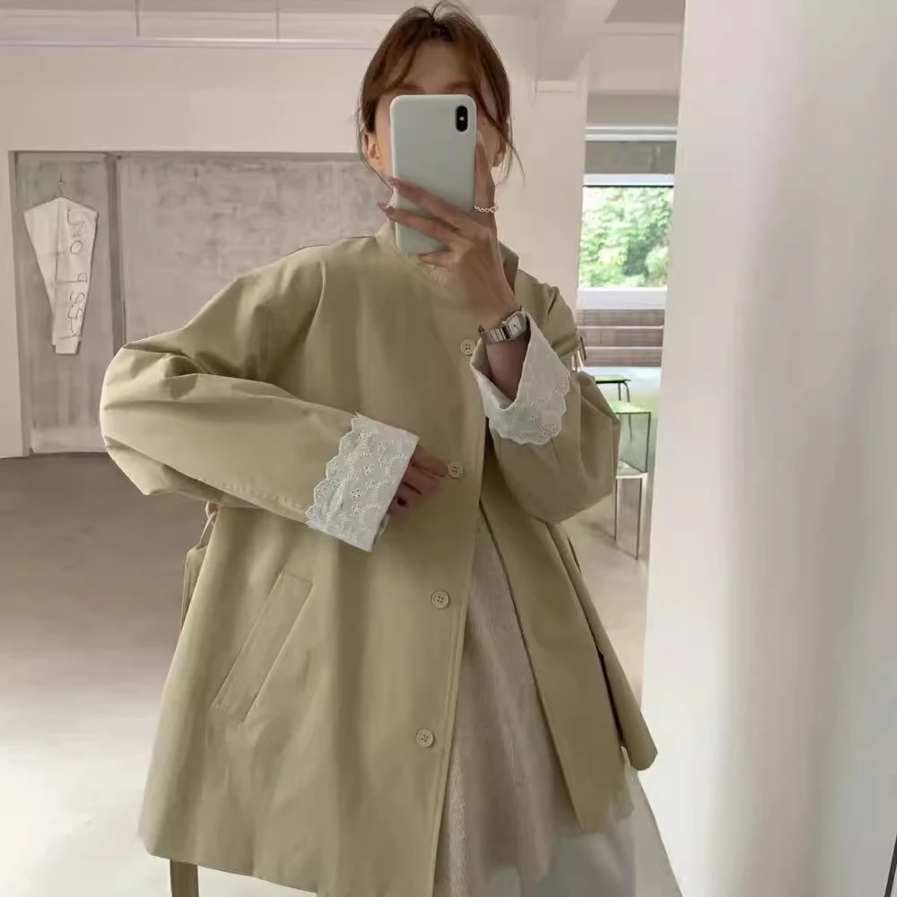 2025春新款韩系简约时尚气质百搭蕾丝拼接设计宽松显瘦风衣外套女