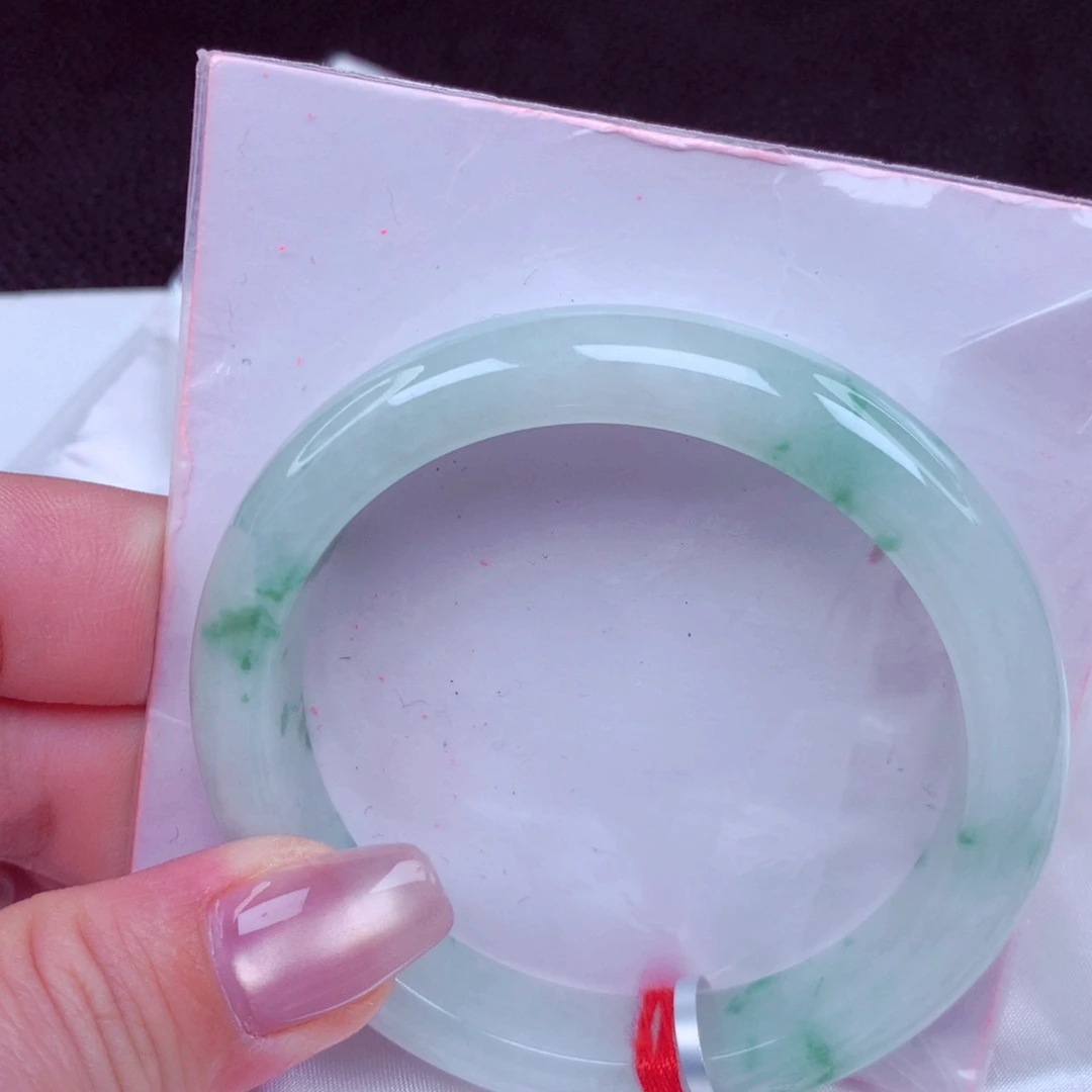 翡翠未镶嵌手镯手镯