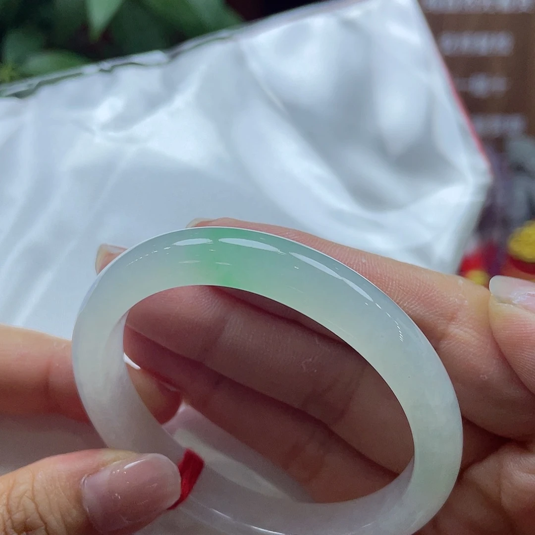 翡翠手镯未镶嵌9 号链接