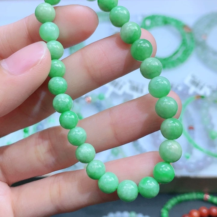 翡翠手链未镶嵌翡翠