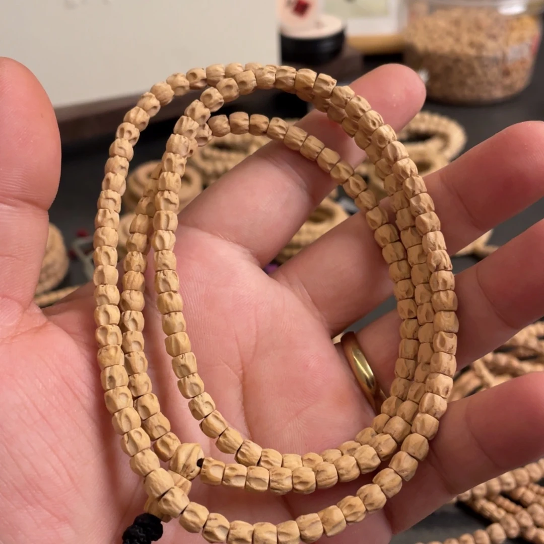 热振产区粉皮方块顺卡5+鬼脸