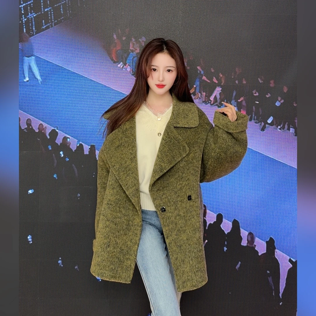 2025“伦敦拾光”高奢小众简约百搭通勤冬季短款款大衣