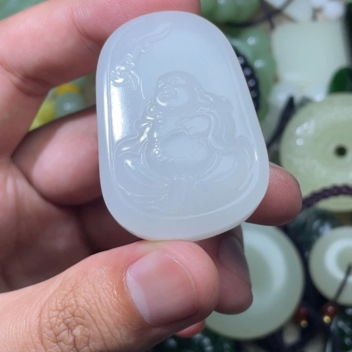 颈饰未镶嵌和田玉