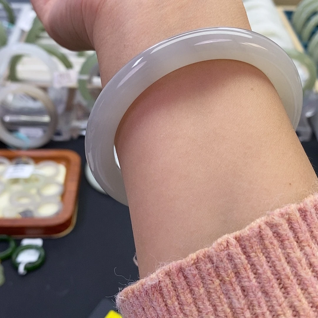 和田玉未镶嵌珠宝奇石和田玉手镯60.61