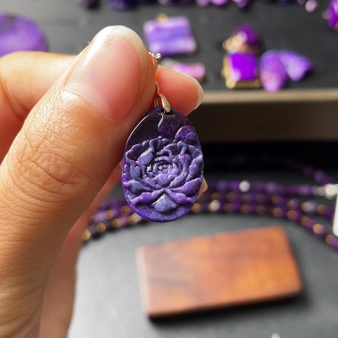 银S925镶嵌苏纪石（舒俱来）吊坠要****罗