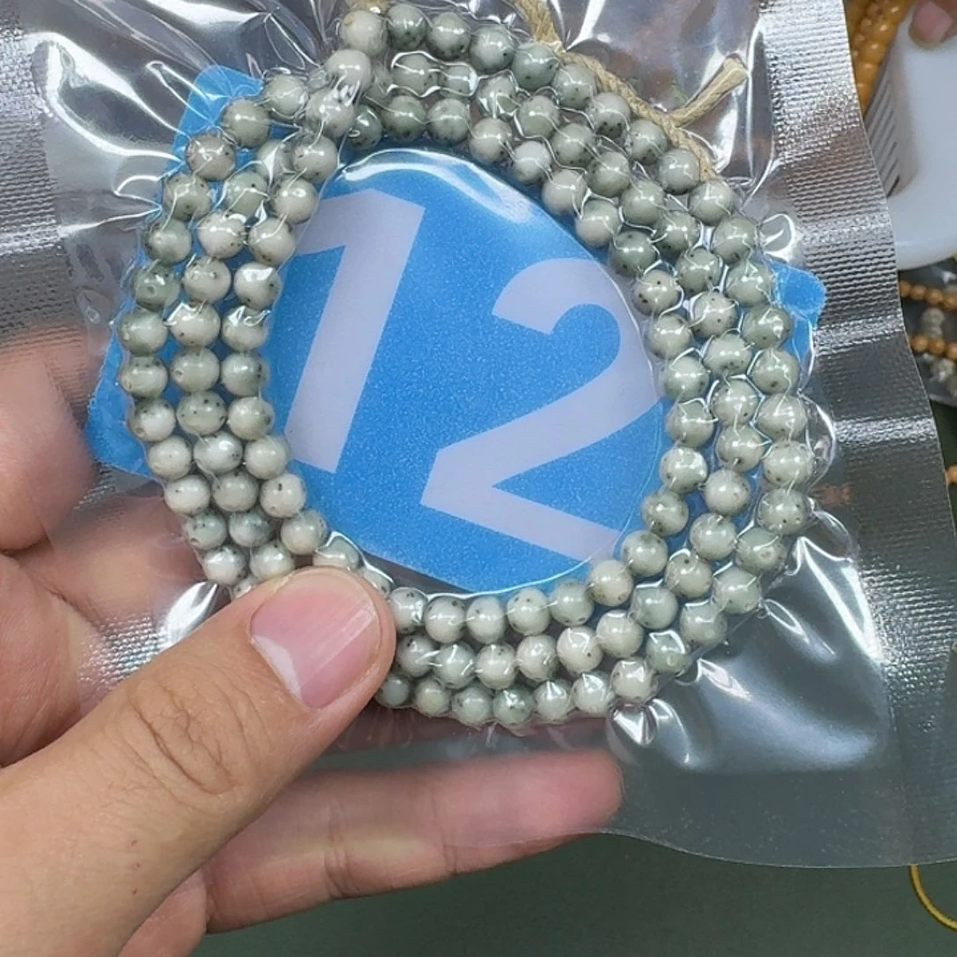 星月菩提吊坠6圆珠脖挂。   12