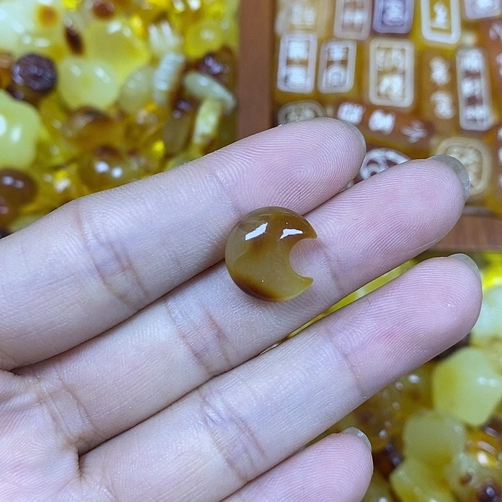 吊坠橄榄核小月亮11