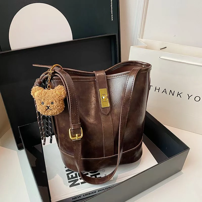 【长29宽14高21】新款百搭手提水桶包高级通勤斜挎包