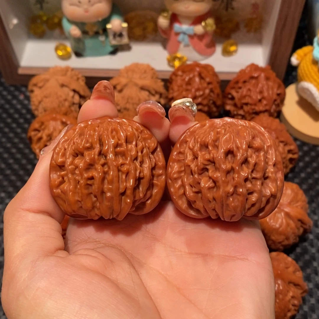 吊坠桃核41四座楼，1056