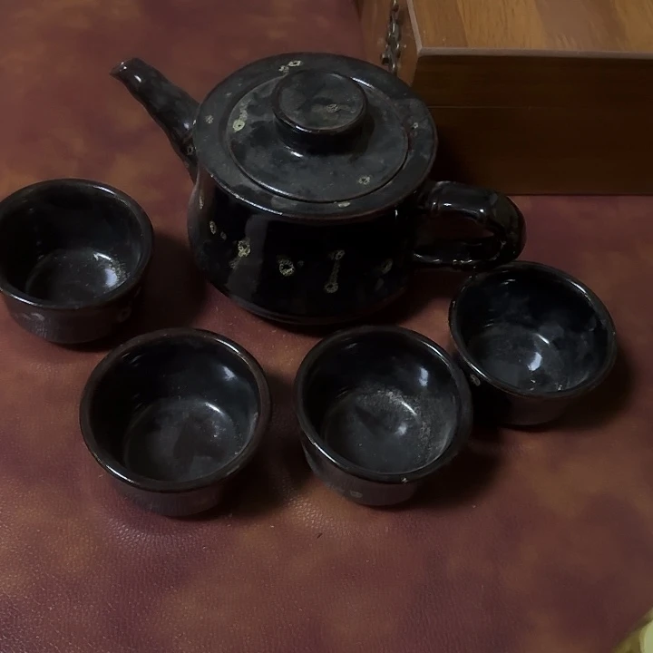 瓷片陶瓷盘子碗啥都有