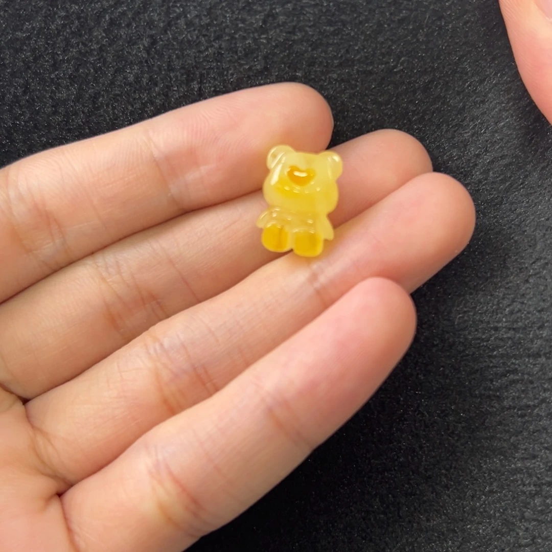 未镶嵌琥珀珠宝奇石