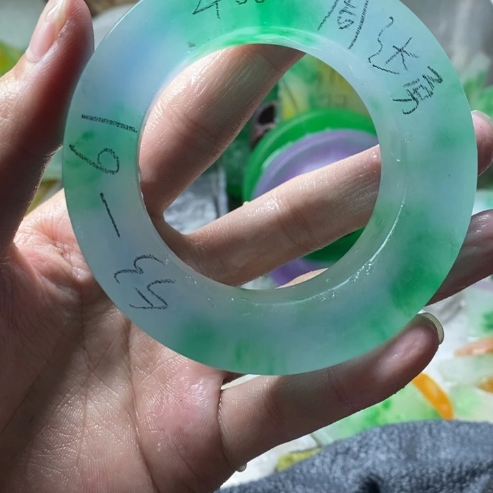 玉一物一拍，一物一拍