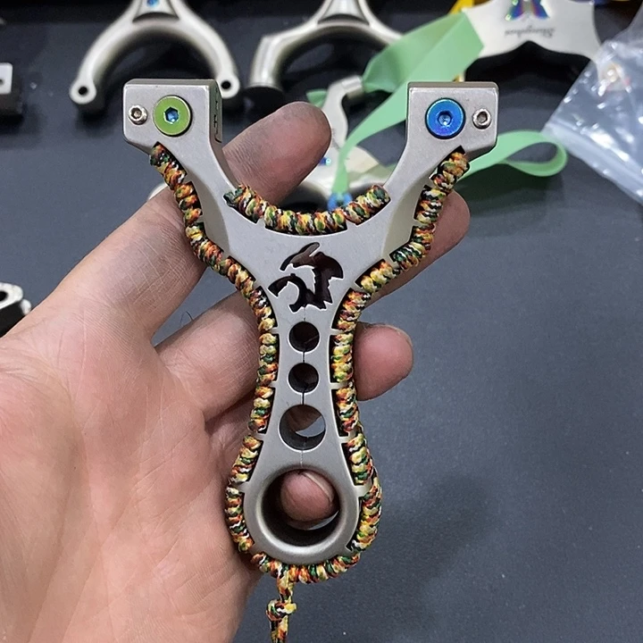 午***曲2411号瑕疵怒狼带扳手