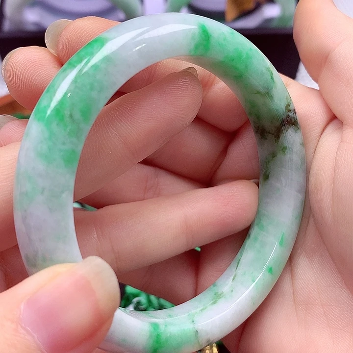 未镶嵌手镯翡翠翡翠手镯