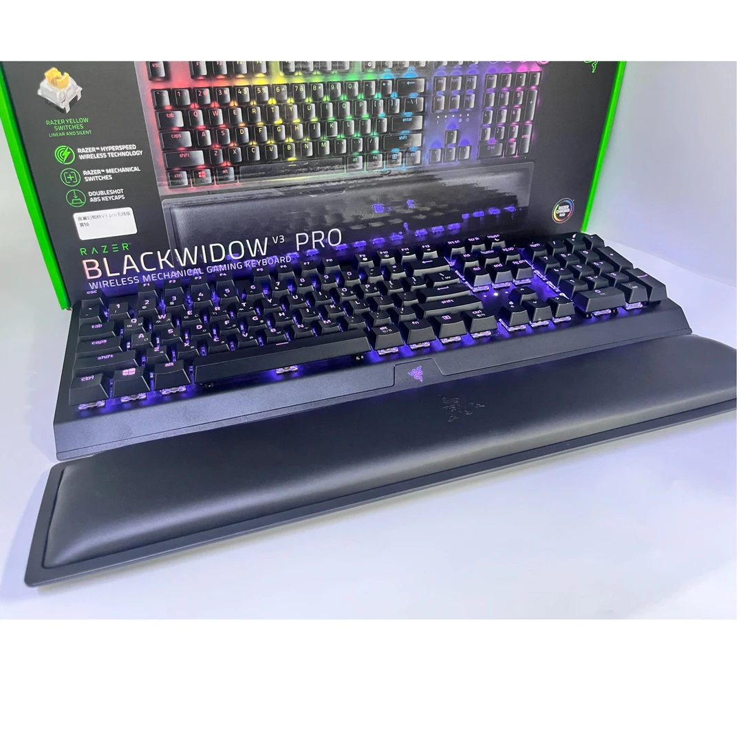 95新 Razer/雷蛇 黑寡妇V3 Pro无线蓝牙2.4G游戏键盘 其他版本