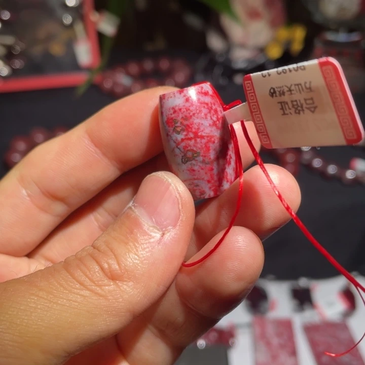 天然辰砂朱砂原石桶珠