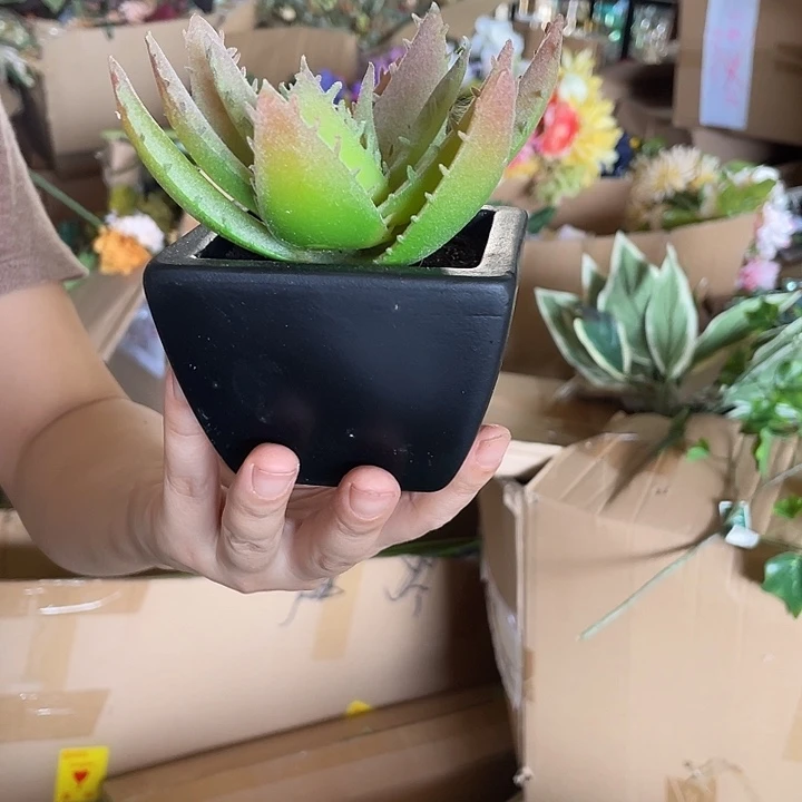 陶瓷花瓶部分（微瑕）2