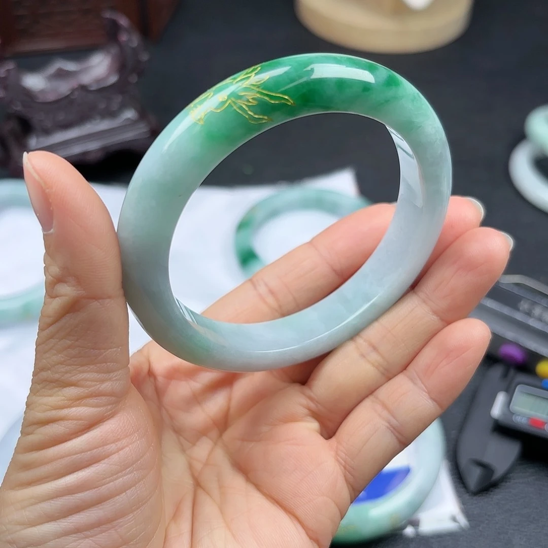 翡翠手镯未镶嵌#****?翡翠