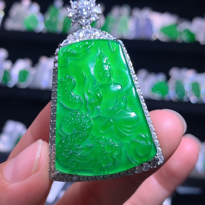 【闪购商品】颈饰银S925镶嵌翡翠天然翡翠