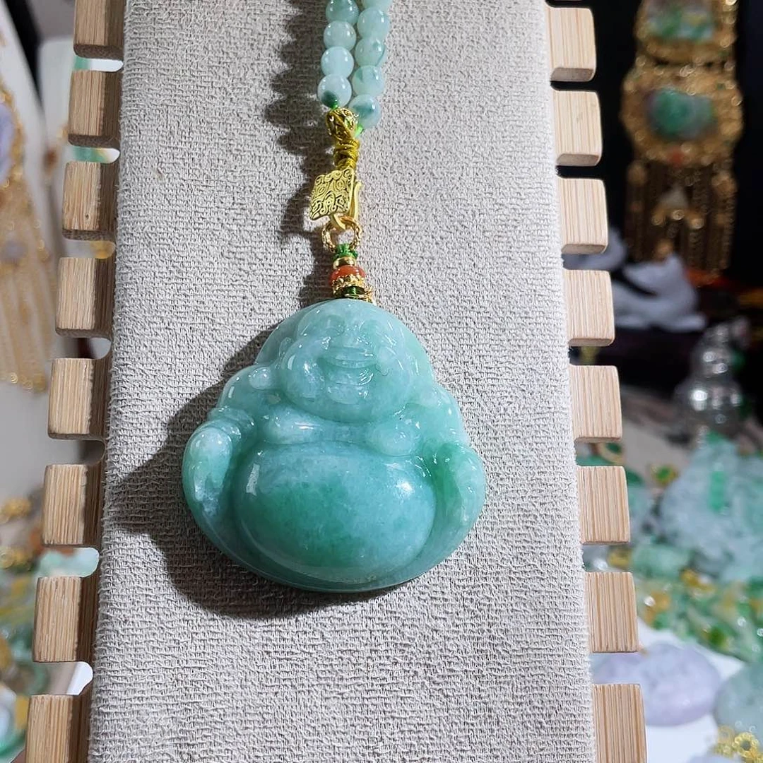 翡翠颈饰未镶嵌翡翠大绿佛公