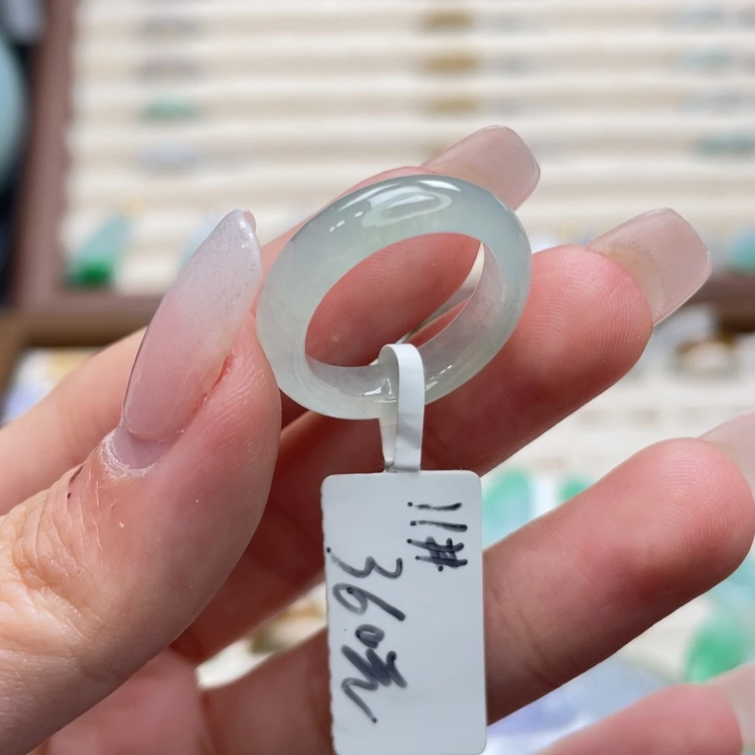 翡翠未镶嵌戒圈a13港圈 11冰透薄荷绿