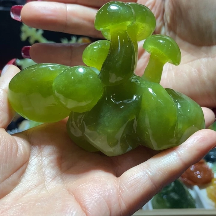 蛇纹石玉摆件合金已*置