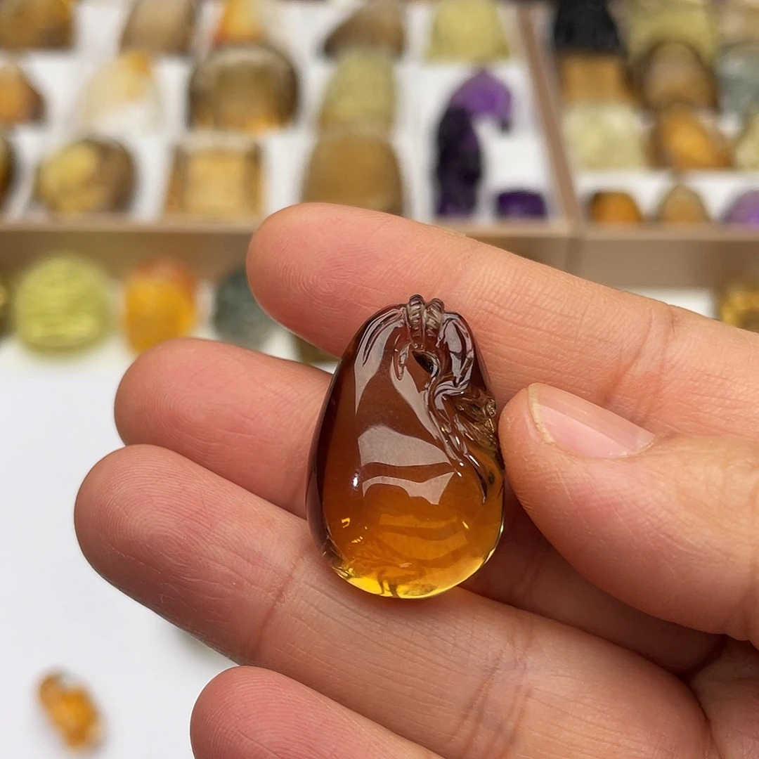 淡***忘颈饰未镶嵌水晶定制