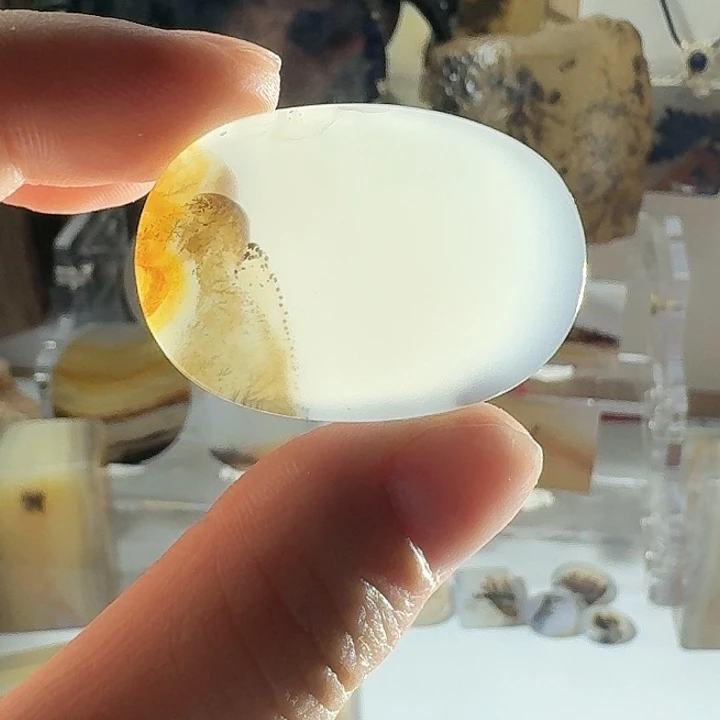 玛瑙/玉髓未镶嵌珠宝半成品