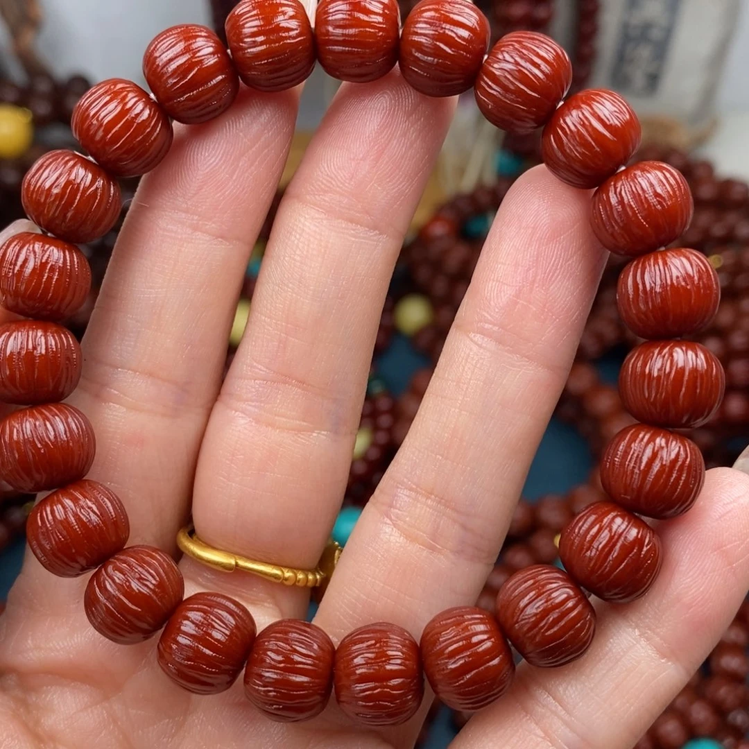 猴头核桃吊坠土豪911毕业