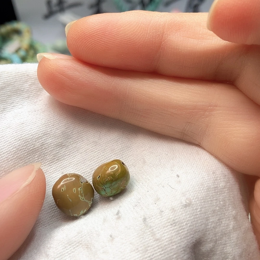 南红玛瑙未镶嵌珠宝奇石