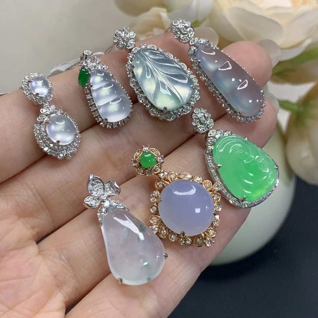 翡翠吊坠18K金镶嵌（多样性发其一）XY24