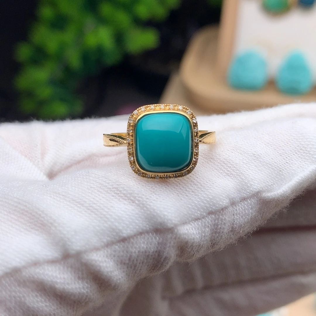 绿松石珠宝奇石18K金镶嵌