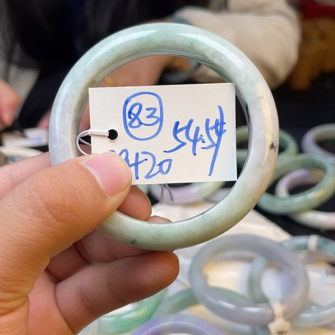 未镶嵌手镯翡翠83